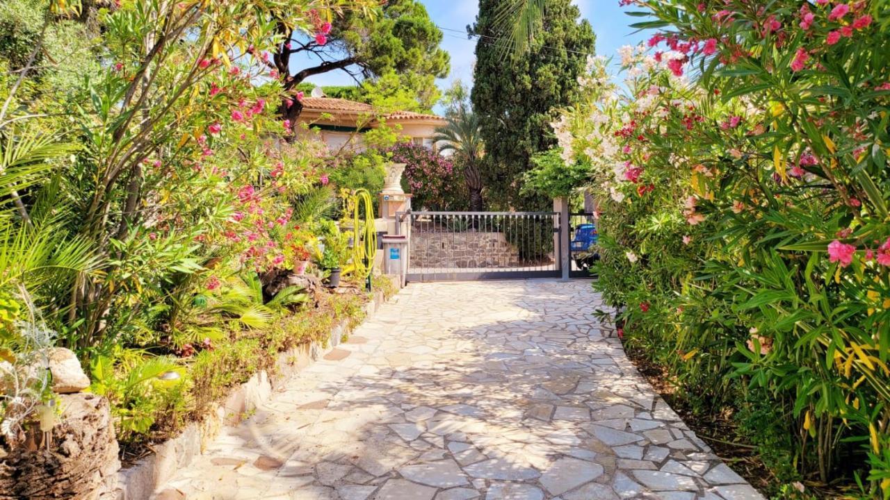 Villa Provencale A Sainte Maxime, Golf De Saint Tropez Екстер'єр фото