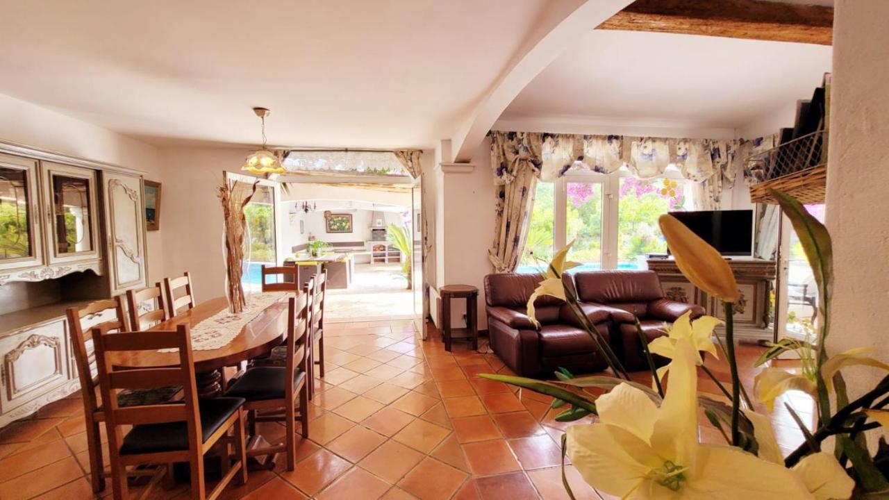 Villa Provencale A Sainte Maxime, Golf De Saint Tropez Екстер'єр фото